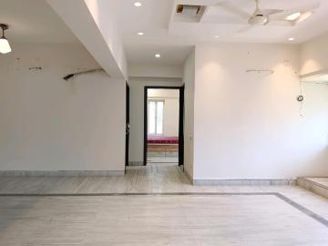 3 BHK Apartment in Ballygunge for resale Kolkata. The reference number is 19559578