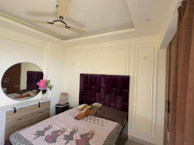3 BHK Apartment in Bamheta Village for resale Ghaziabad. The reference number is 21320984