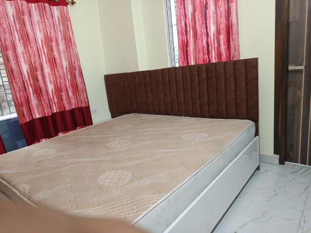 3 BHK Apartment in Bangur Avenue for rent Kolkata. The reference number is 20839856
