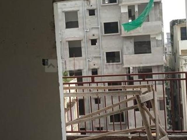 3 BHK Apartment in Bangur Avenue for resale Kolkata. The reference number is 18511820