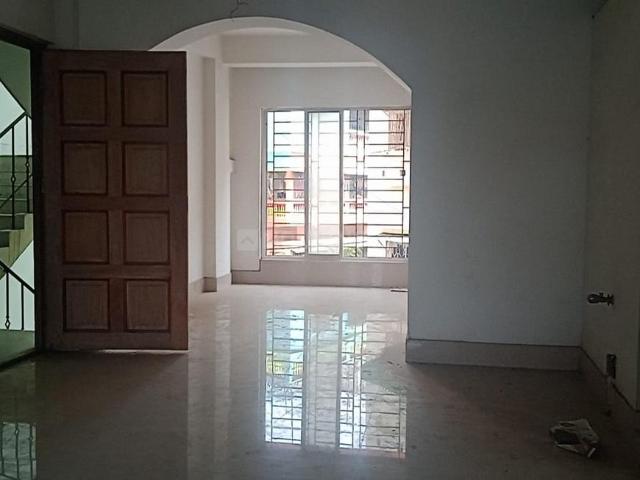 3 BHK Apartment in Bangur Avenue for resale Kolkata. The reference number is 20635870