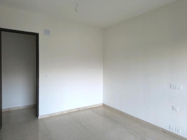 3 BHK Apartment in Bandra East for rent Mumbai. The reference number is 18891384