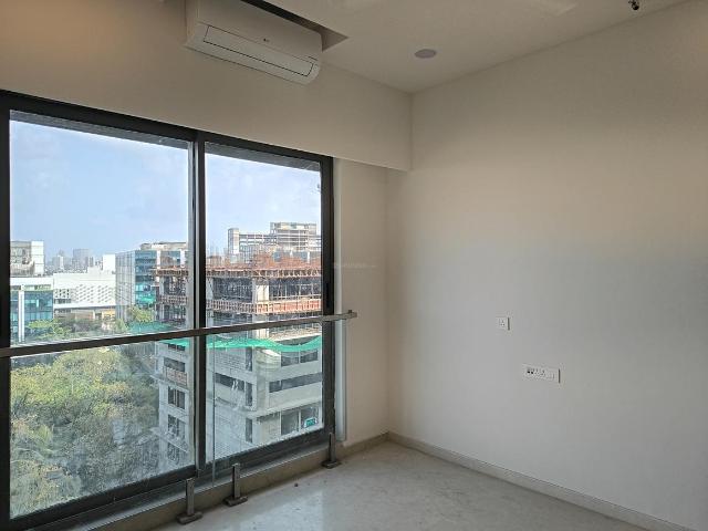3 BHK Apartment in Bandra East for rent Mumbai. The reference number is 19136368