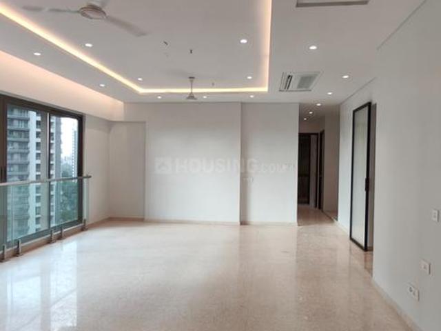 3 BHK Apartment in Bandra East for rent Mumbai. The reference number is 21183616
