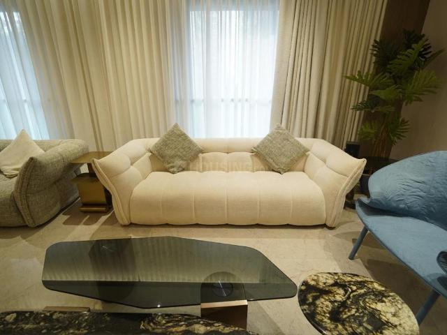 3 BHK Apartment in Bandra East for resale Mumbai. The reference number is 16744404