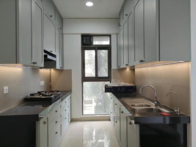 3 BHK Apartment in Bandra East for resale Mumbai. The reference number is 20935309