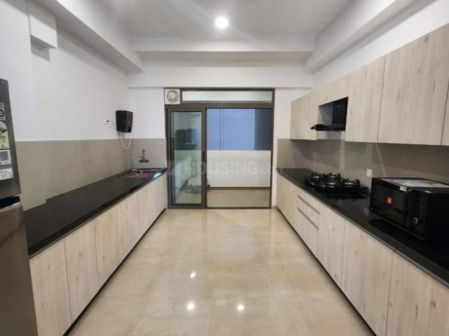 3 BHK Apartment in Bandra East for resale Mumbai. The reference number is 21183737