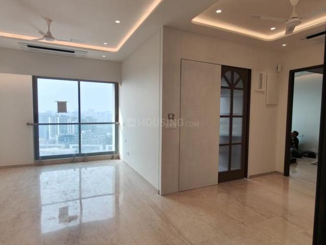 3 BHK Apartment in Bandra East for resale Mumbai. The reference number is 21184174