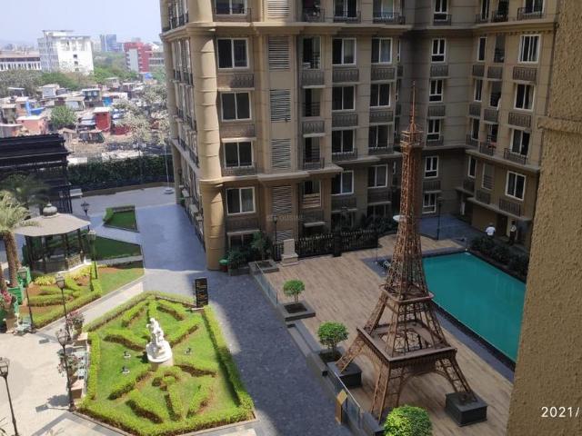 3 BHK Apartment in Bandra East for resale Mumbai. The reference number is 6295996