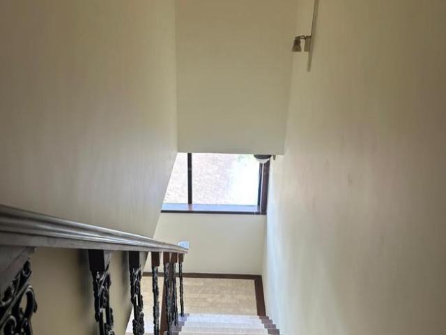 3 BHK Apartment in Bandra West for rent Mumbai. The reference number is 19415619