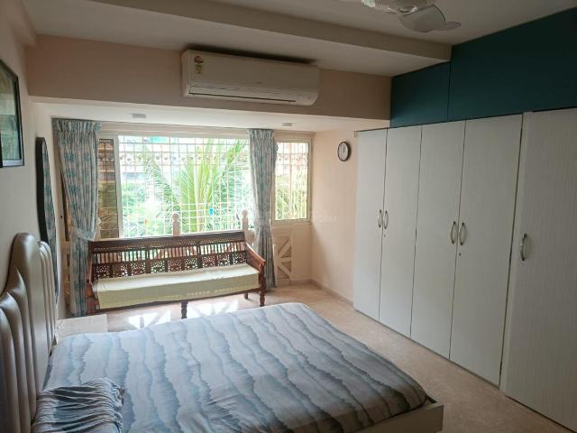 3 BHK Apartment in Bandra West for rent Mumbai. The reference number is 21010123