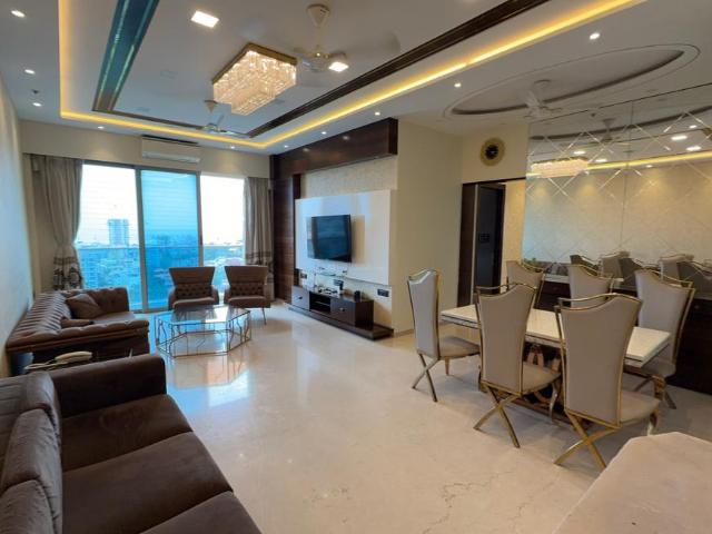 3 BHK Apartment in Bandra West for rent Mumbai. The reference number is 21034873