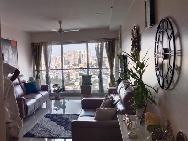 3 BHK Apartment in Bandra West for rent Mumbai. The reference number is 21035821