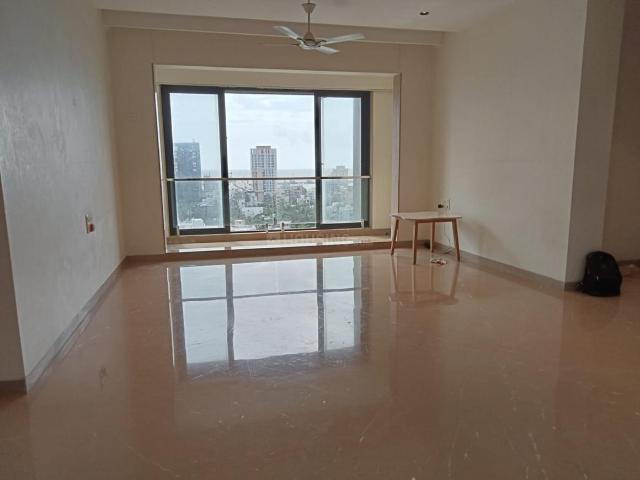 3 BHK Apartment in Bandra West for rent Mumbai. The reference number is 21045471