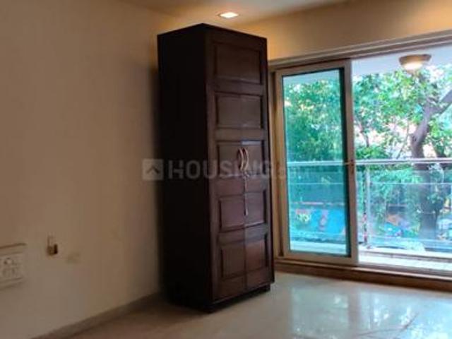 3 BHK Apartment in Bandra West for rent Mumbai. The reference number is 21329364