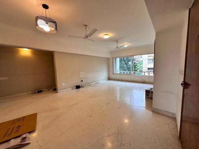 3 BHK Apartment in Bandra West for rent Mumbai. The reference number is 21342195