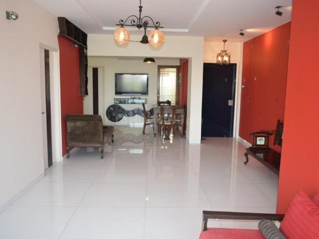 3 BHK Apartment in Bandra West for resale Mumbai. The reference number is 17252699