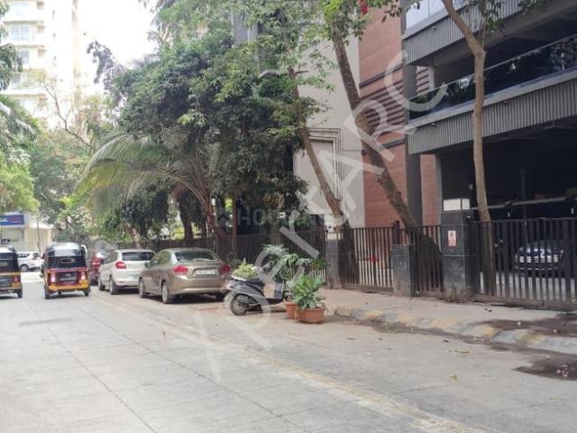 3 BHK Apartment in Bandra West for resale Mumbai. The reference number is 20032786