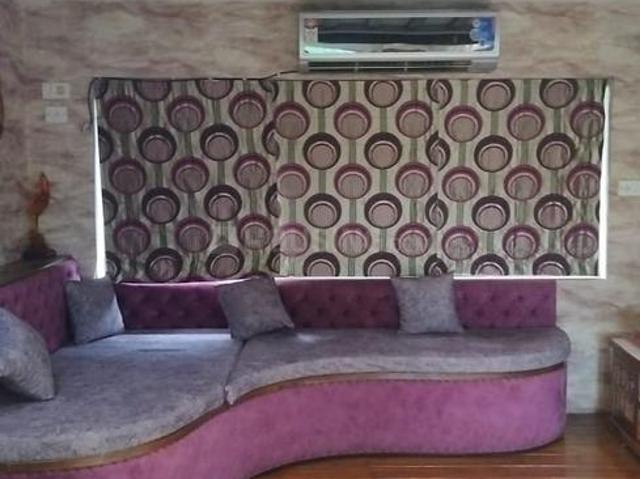 3 BHK Apartment in Behala Chowrasta for rent Kolkata. The reference number is 15078205