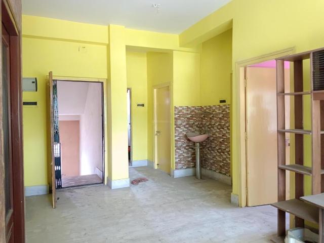 3 BHK Apartment in Behala for resale Kolkata. The reference number is 17134258