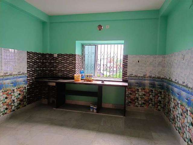3 BHK Apartment in Behala for resale Kolkata. The reference number is 20620155