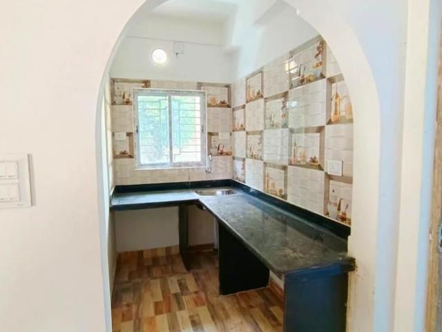 3 BHK Apartment in Behala for resale Kolkata. The reference number is 21144059
