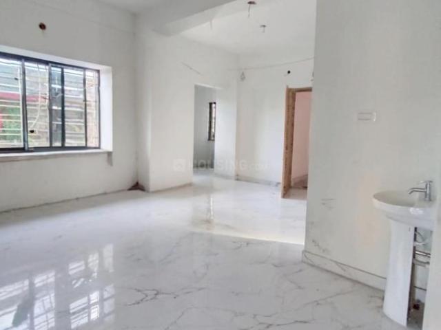 3 BHK Apartment in Behala for resale Kolkata. The reference number is 21253480