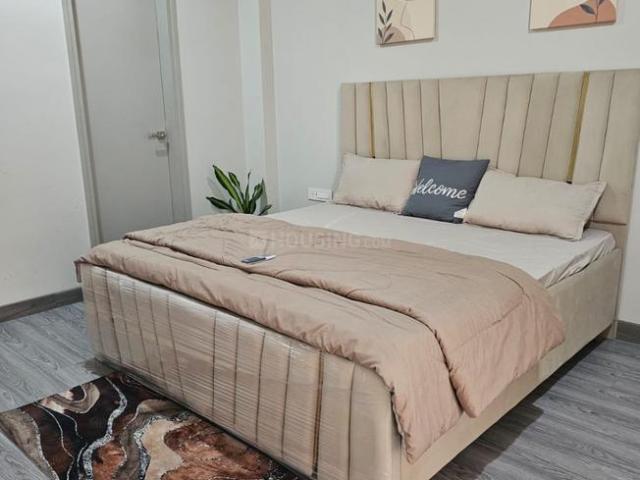 3 BHK Apartment in Bhabat for rent Zirakpur. The reference number is 21175895