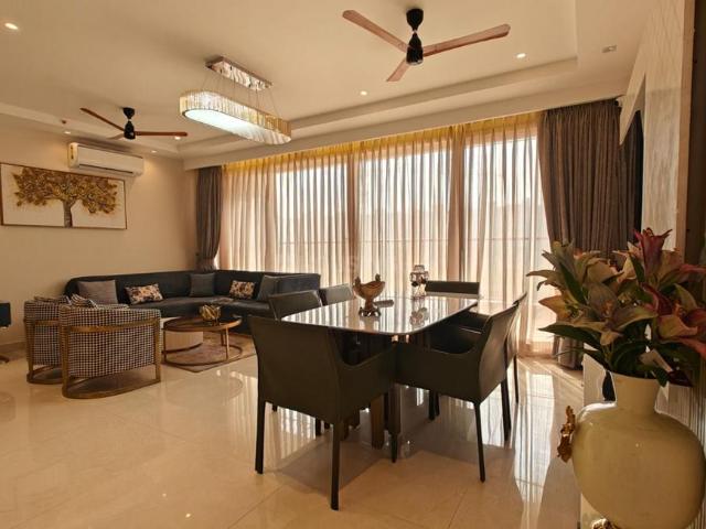 3 BHK Apartment in Bhabat for resale Zirakpur. The reference number is 19693486