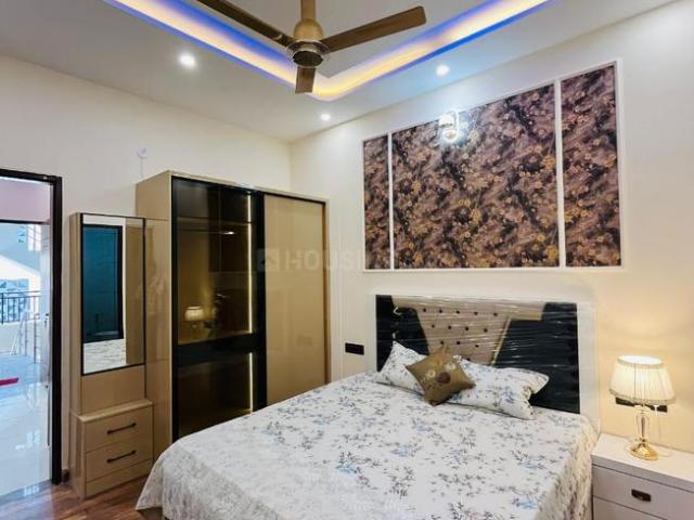 3 BHK Apartment in Bhabat for resale Zirakpur. The reference number is 21120136