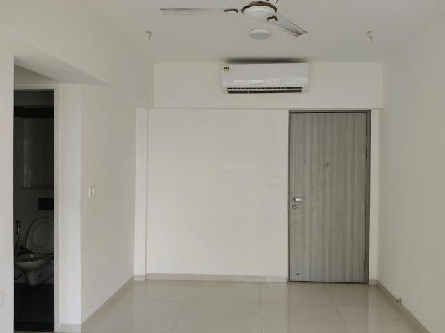 3 BHK Apartment in Bhandup West for rent Mumbai. The reference number is 20427001