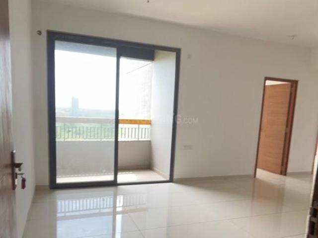 3 BHK Apartment in Bhayli for rent Vadodara. The reference number is 21120219