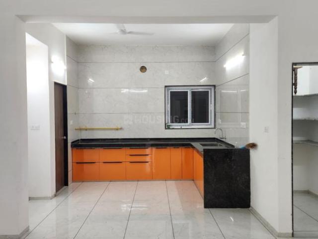 3 BHK Apartment in Bhayli for rent Vadodara. The reference number is 21155995