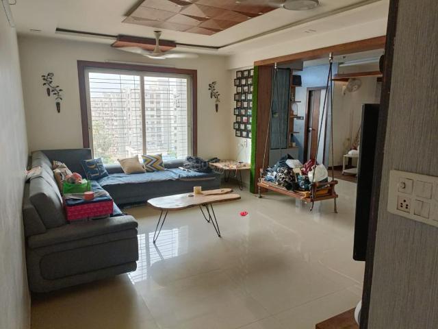 3 BHK Apartment in Bhimrad for rent Surat. The reference number is 13575619