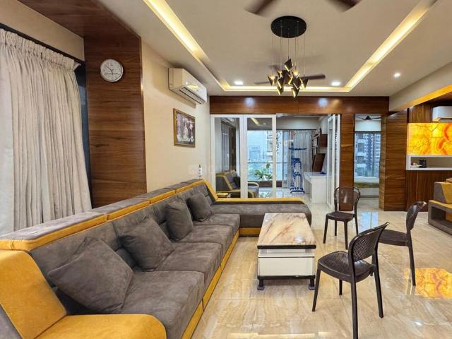 3 BHK Apartment in Bhimrad for rent Surat. The reference number is 17866502