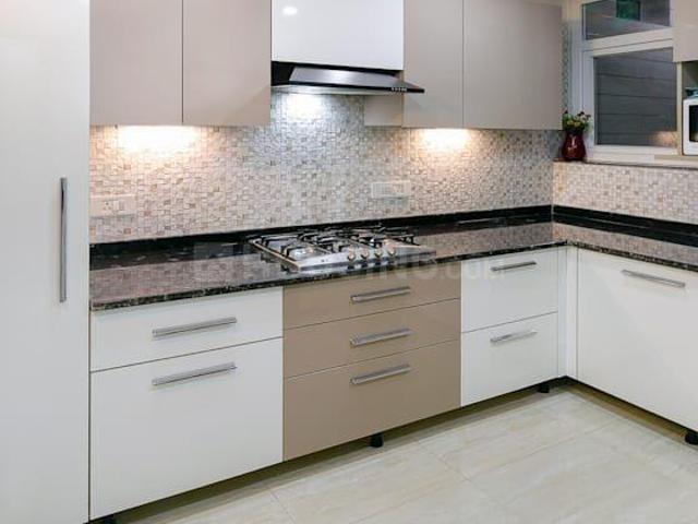 3 BHK Apartment in Bhimrad for rent Surat. The reference number is 19682902