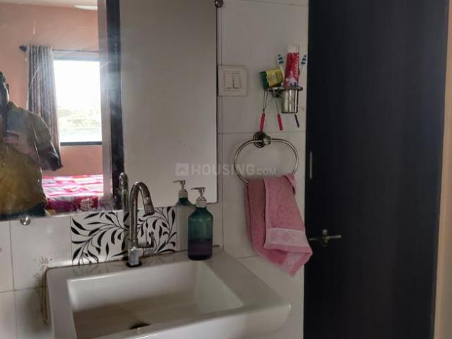3 BHK Apartment in Bhimrad for rent Surat. The reference number is 21255734