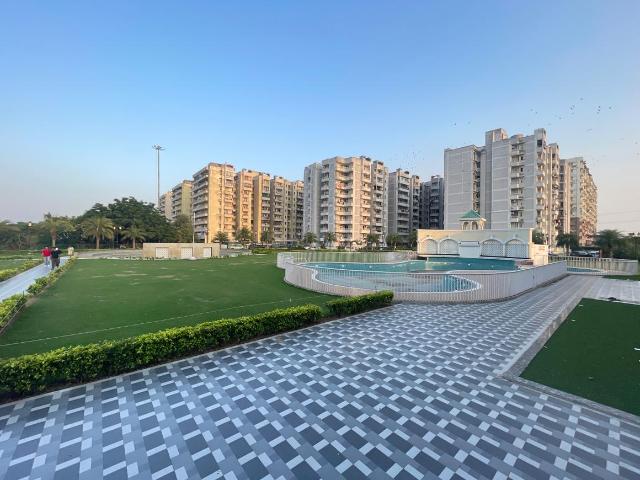 3 BHK Apartment in Bhopura for rent Ghaziabad. The reference number is 18958869