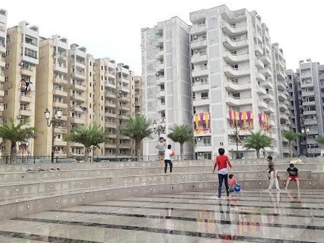 3 BHK Apartment in Bhopura for rent Ghaziabad. The reference number is 19302670