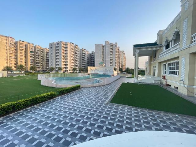3 BHK Apartment in Bhopura for rent Ghaziabad. The reference number is 20683829