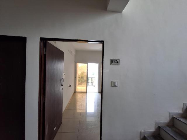 3 BHK Apartment in Bill for rent Vadodara. The reference number is 21080417