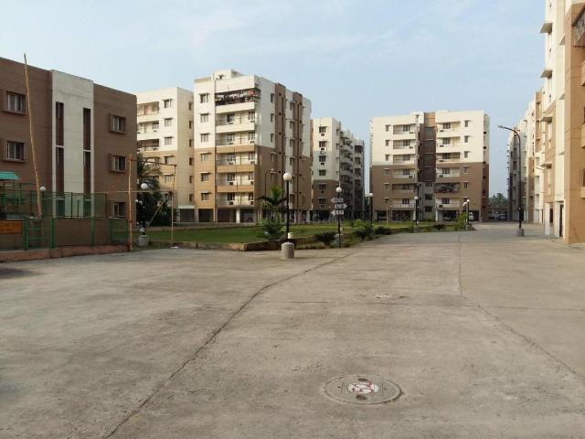 3 BHK Apartment in Birati for resale Kolkata. The reference number is 20879230