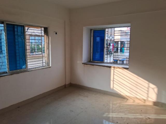 3 BHK Apartment in Birati for resale Kolkata. The reference number is 21280168