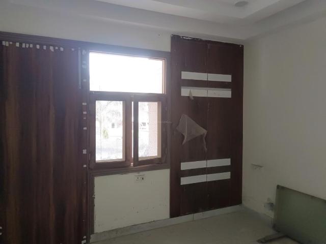 3 BHK Apartment in Burari for resale New Delhi. The reference number is 18530291