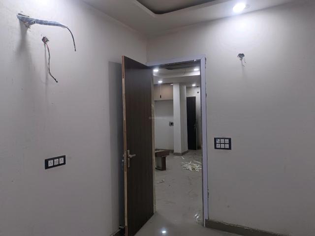 3 BHK Apartment in Burari for resale New Delhi. The reference number is 19359556