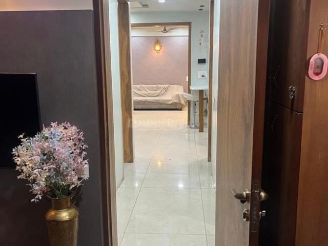 3 BHK Apartment in Gota for rent Ahmedabad. The reference number is 18945657