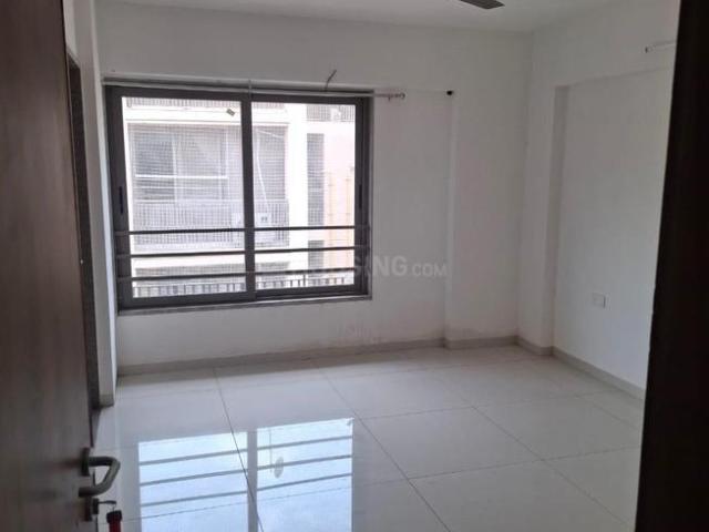 3 BHK Apartment in Gota for rent Ahmedabad. The reference number is 18299021