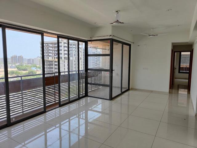 3 BHK Apartment in Gota for rent Ahmedabad. The reference number is 20769426