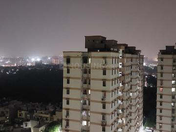 3 BHK Apartment in Gota for rent Ahmedabad. The reference number is 20043159