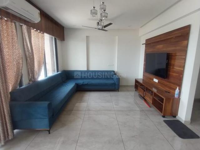 3 BHK Apartment in Gota for rent Ahmedabad. The reference number is 20137977